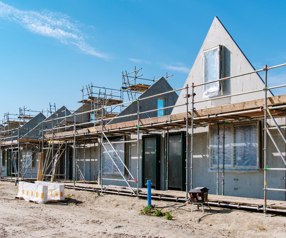 Voor wie bouwen Groningen en Drenthe die tienduizenden huizen? Voor onze toekomst!