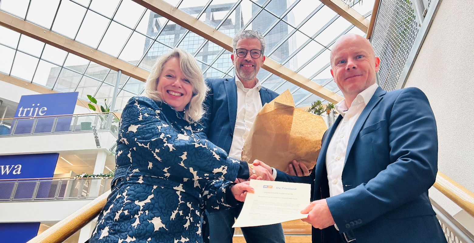 Afb 4: De Friesland en VNO-NCW MKB Noord verlengen partnerschap voor vitale werkvloer